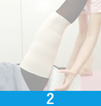 お尻の脂肪も吸引した場合は、 この上からガードルをはきます。